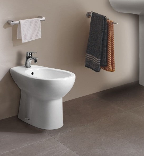 SANITARI CON VASO MONOBLOCCO TRADIZIONALE MAGIC